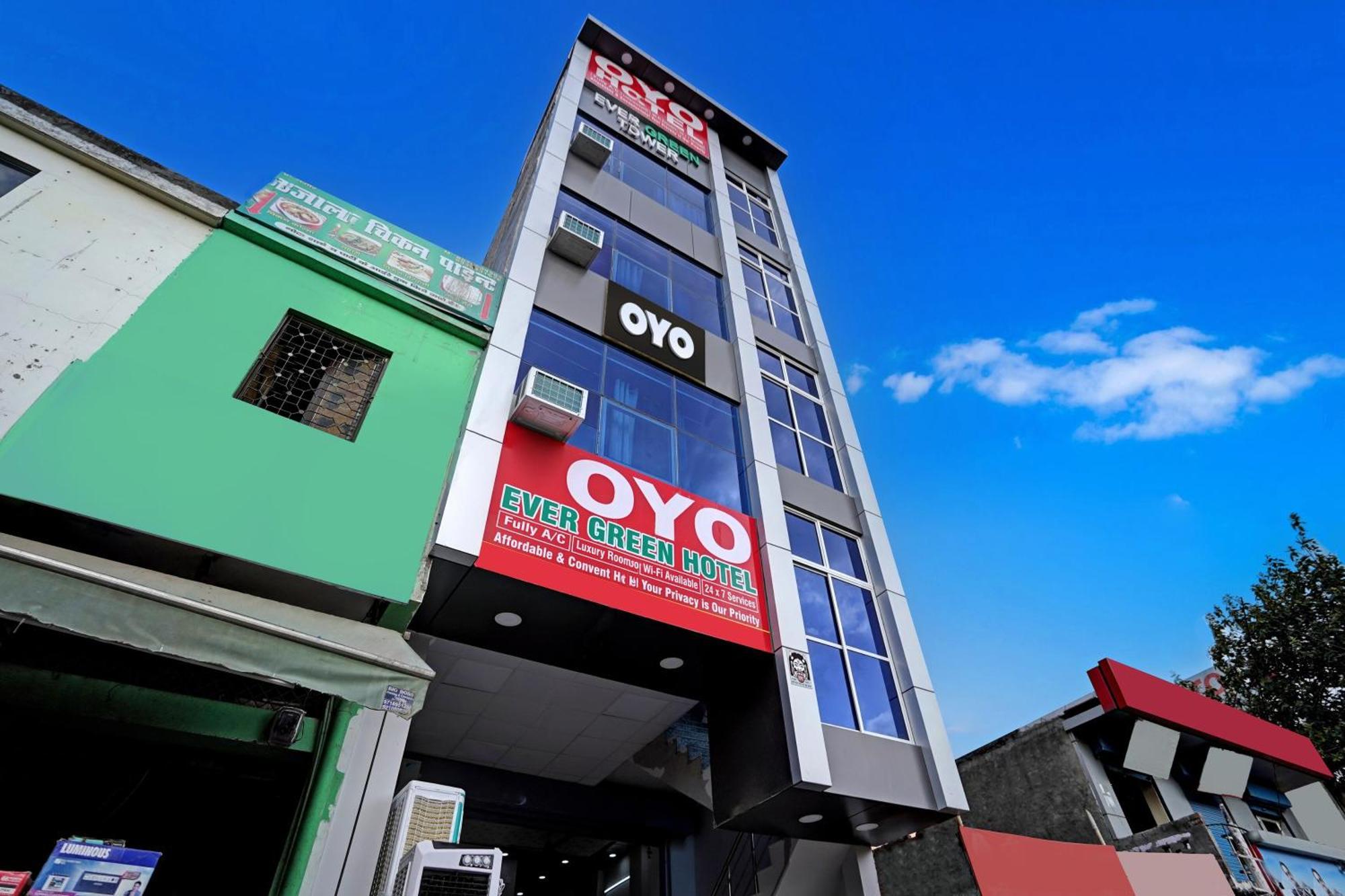 Oyo Flagship Evergreen Tower Hotel Ghaziabad Extérieur photo