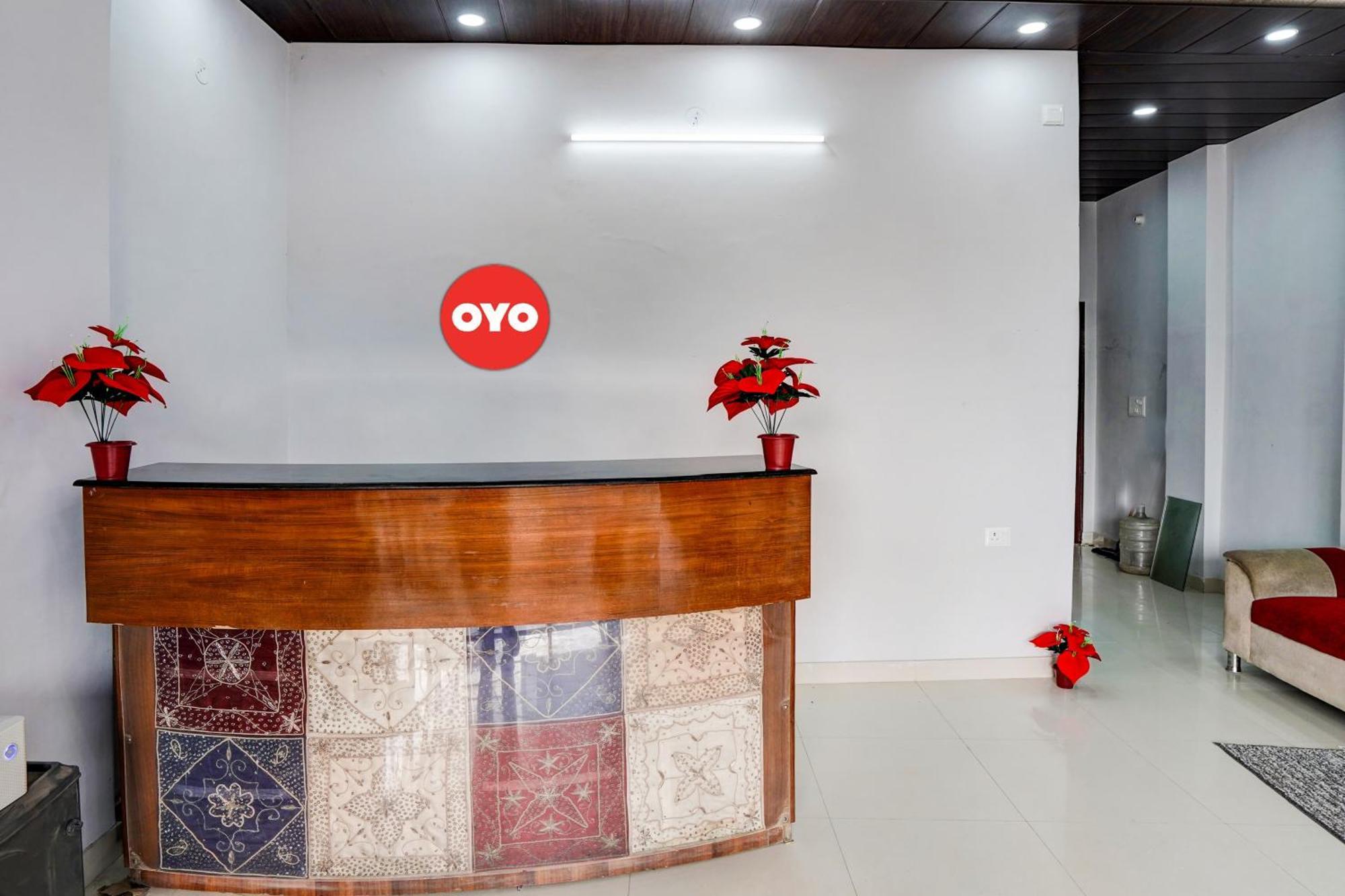Oyo Flagship Evergreen Tower Hotel Ghaziabad Extérieur photo