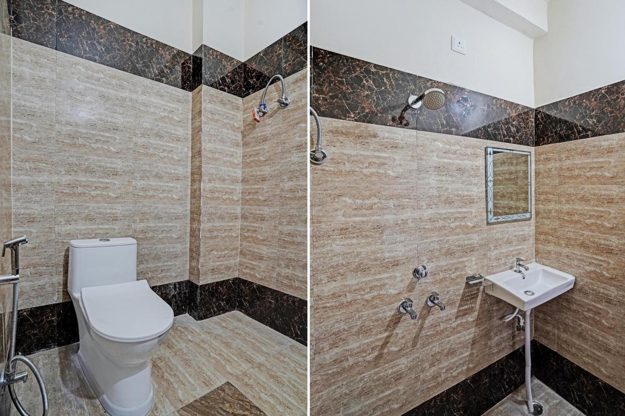 Oyo Flagship Evergreen Tower Hotel Ghaziabad Extérieur photo