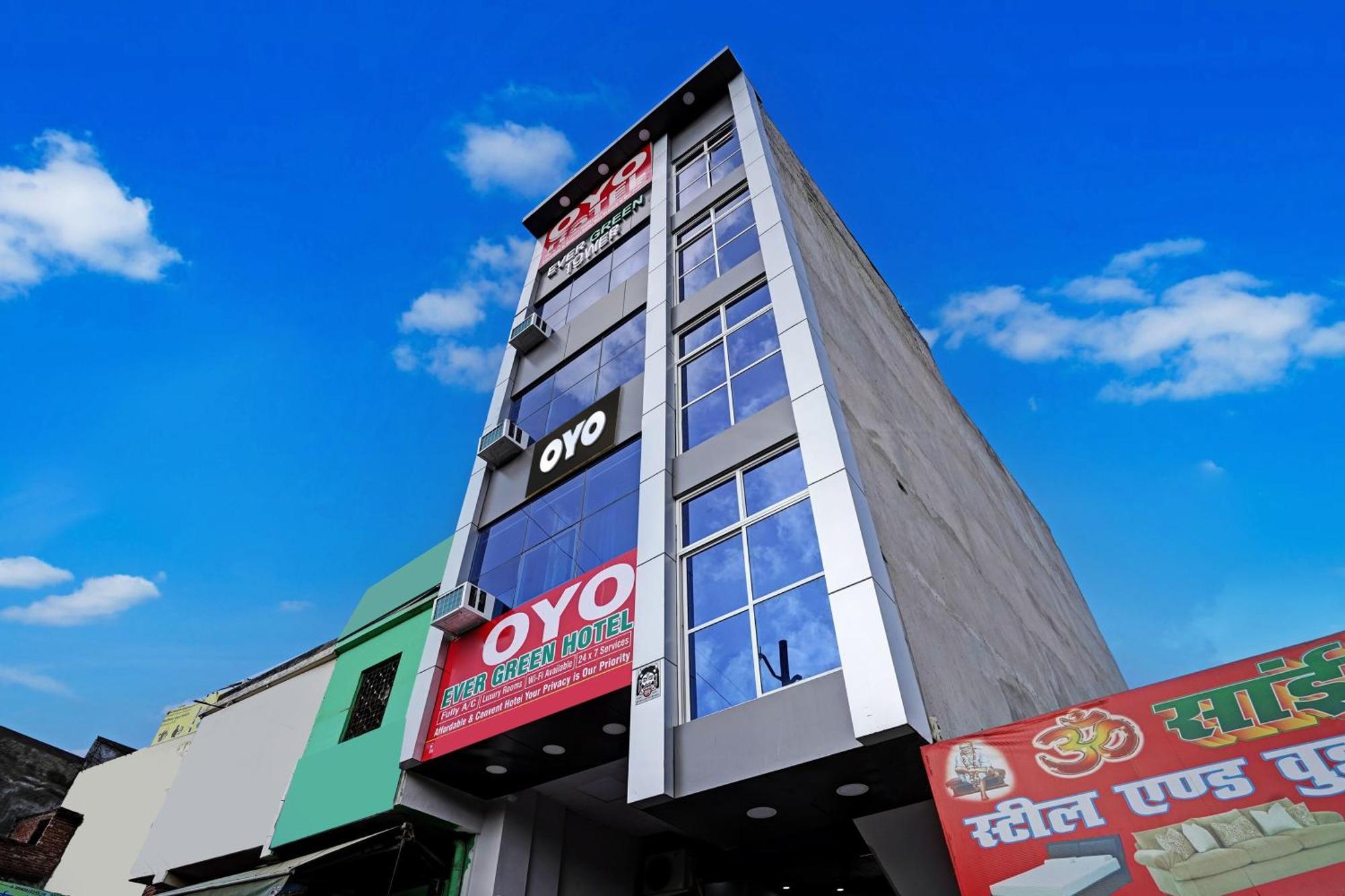 Oyo Flagship Evergreen Tower Hotel Ghaziabad Extérieur photo